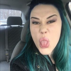 Meet your Posher, Gabrielle